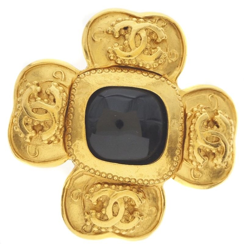 Brooch