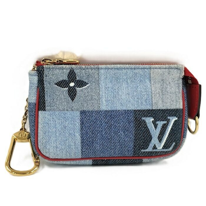 Pouch